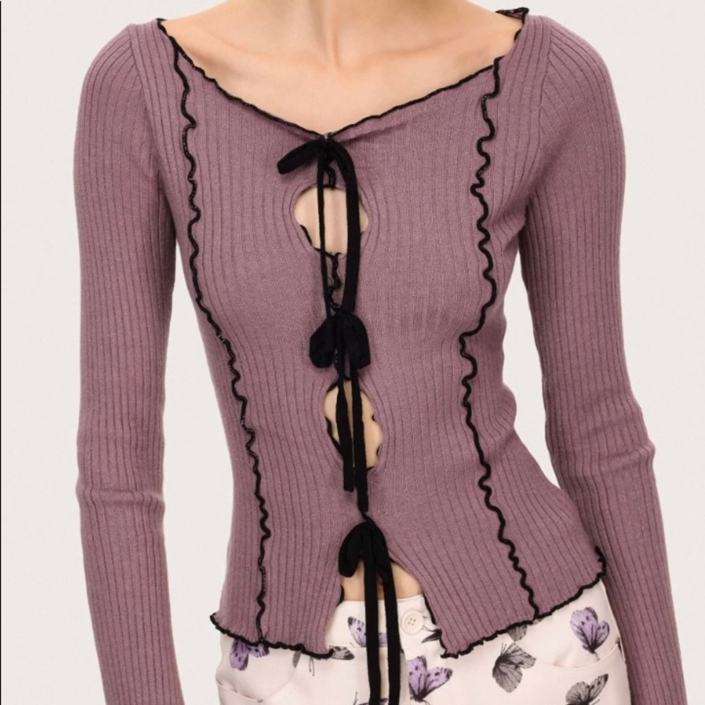 Long sleeve cut out top